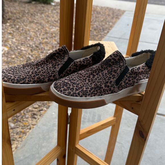 Dolce Vida‎ Slip on Fashion Sneaker Leopard Print sz - Picture 2 of 6